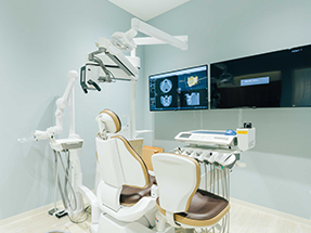 当院は、マインズ千葉2階にある通いやすい歯科医院です。