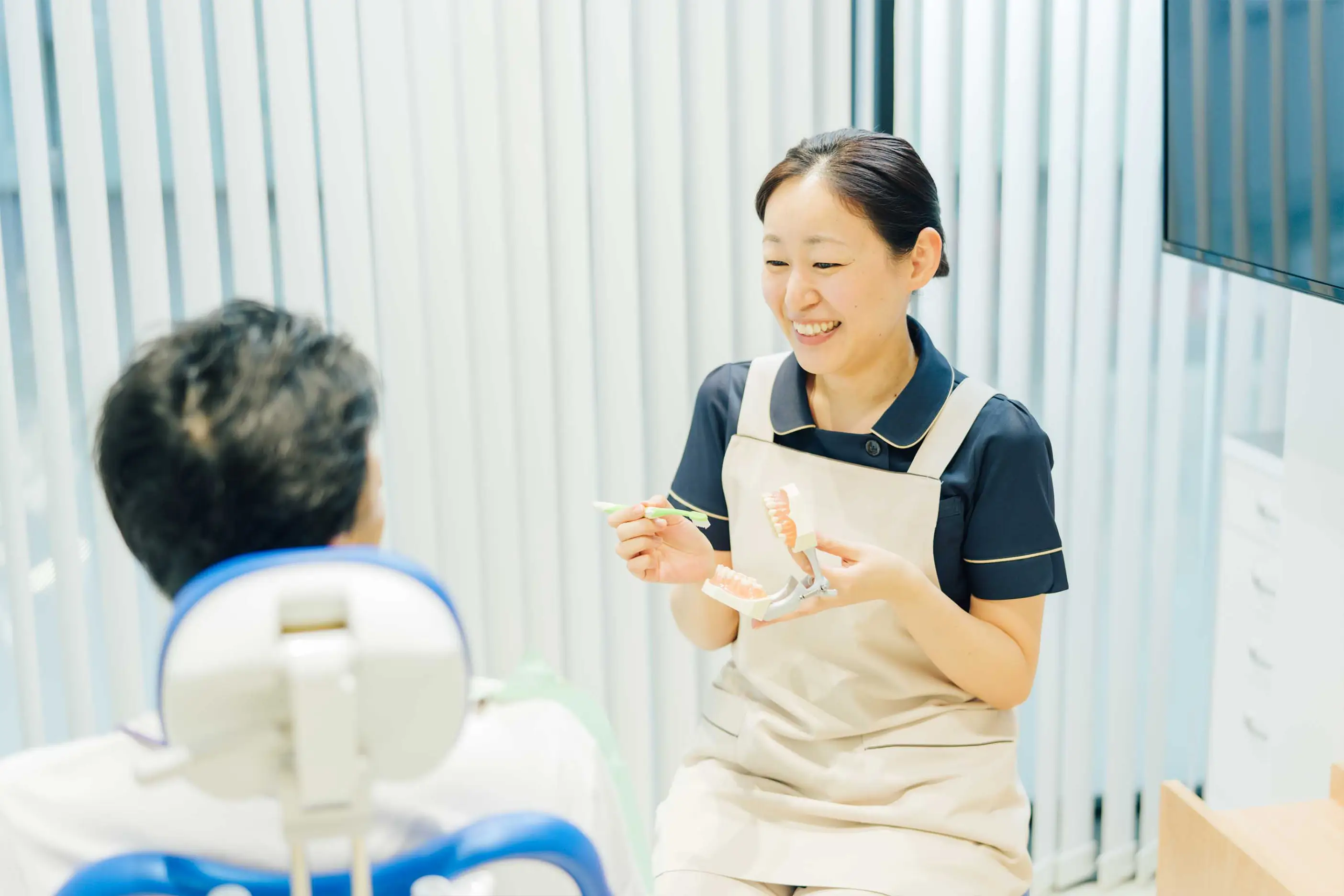 患者さまと共にお口から全身の健康をつくる丁寧な治療